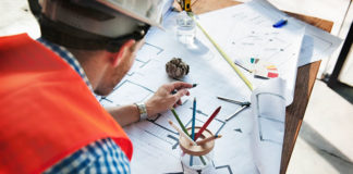 Czy kursy BHP online są wystarczające do podjęcia pracy?