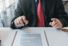Cechy godnego polecenia notariusza