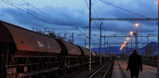 Jakiej grupy zawodowej nie można szkolić poprzez samokształcenie?