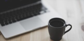 Czy można pracować 3 niedziele pod rząd?